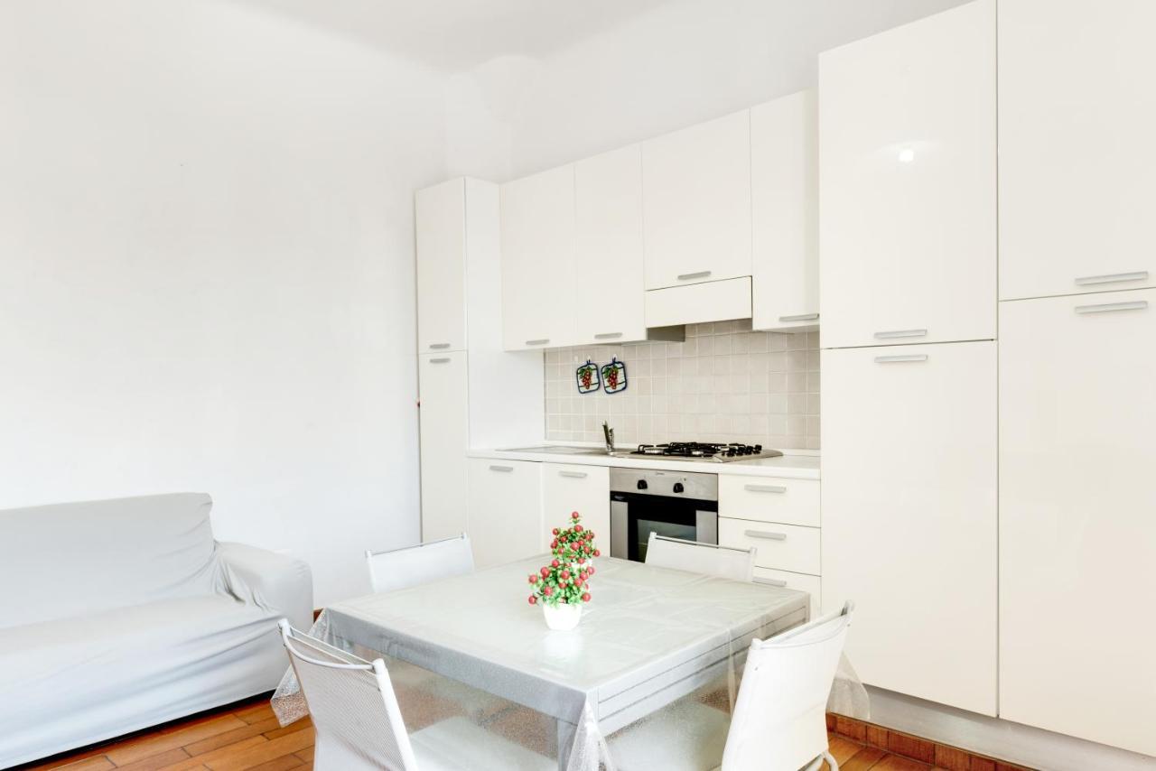 Migliarina Cozy Apartment La Spezia Exterior photo